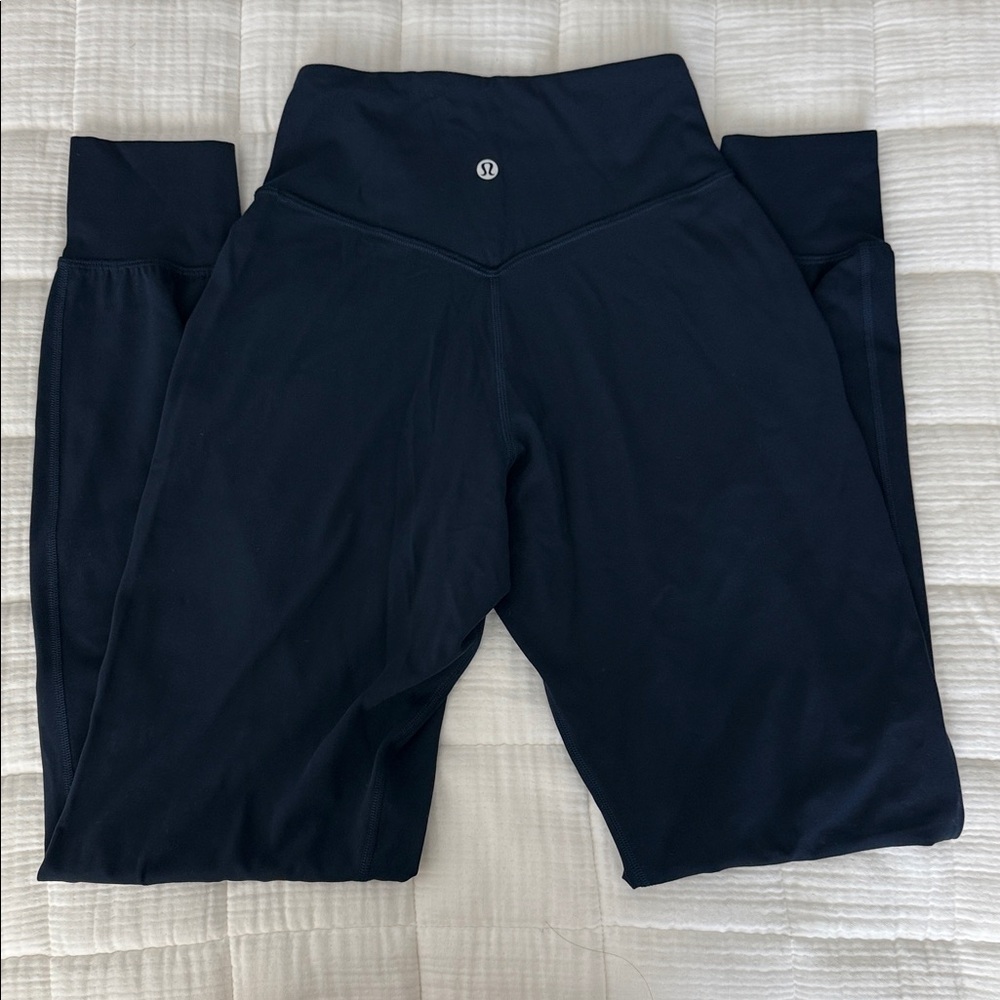 Lululemon Align High Rise Jogger *Full length 

Size: 2
Worn once or twice